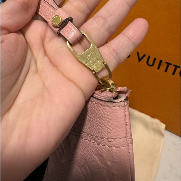 SOLD🥂JUST TODAY💐LOUIS VUITTON empreinte daily pouch rose poundre ballerina 🌸 - Picture 8 of 16